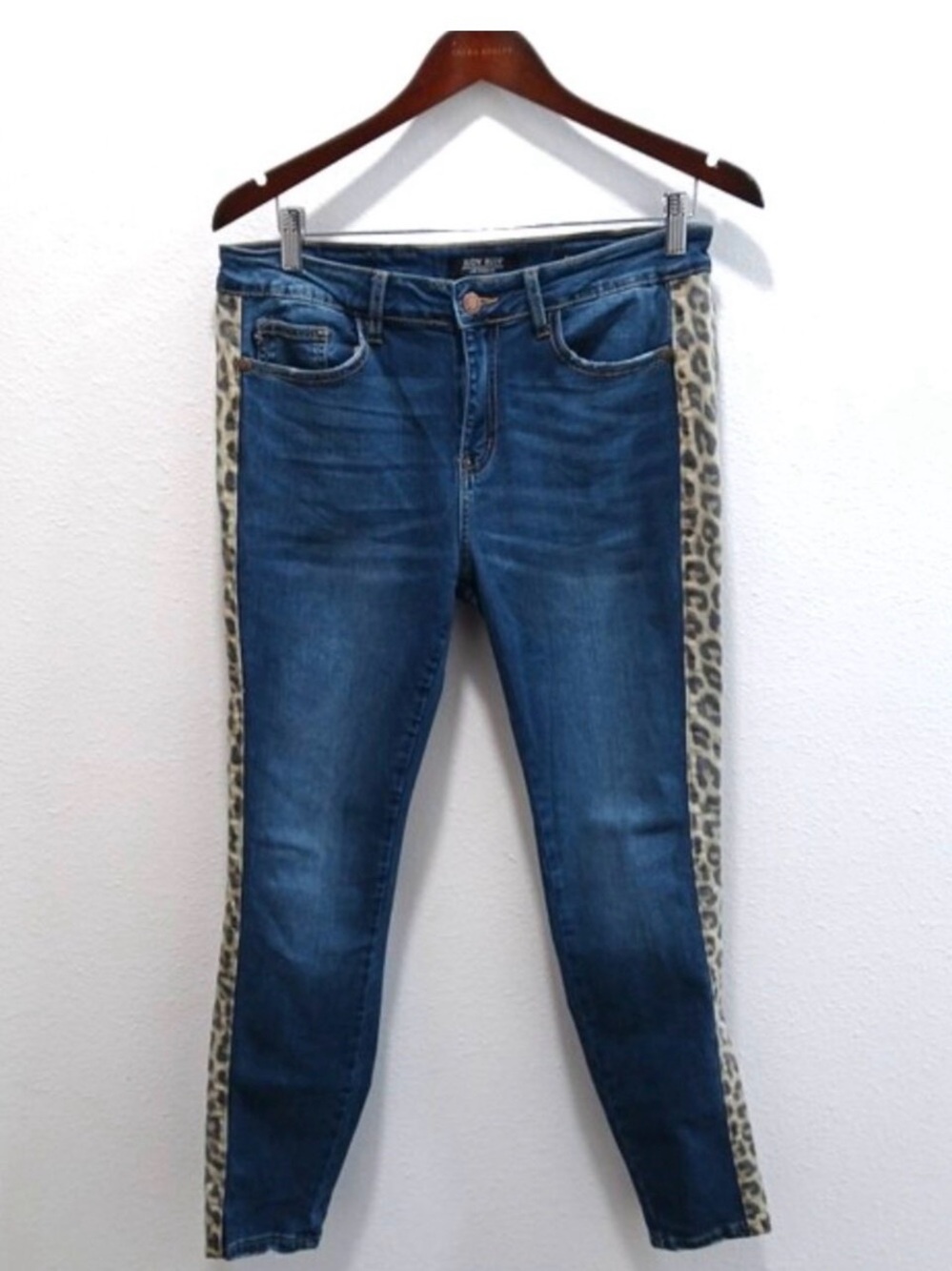 Judy Blue Skinny Jeans Leopard Side Stripe Blue Denim 13/31 Mid Rise Distressed